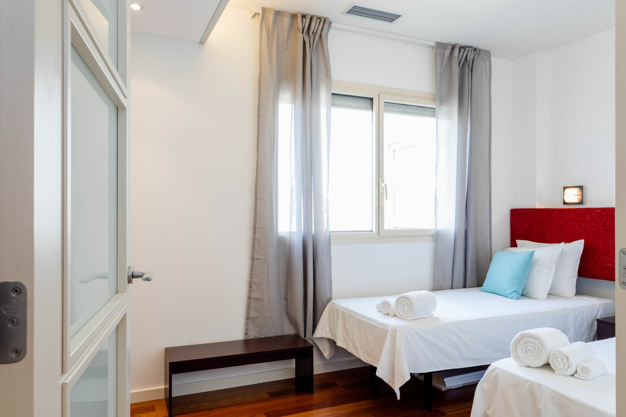 Unique Rentals - Placa Catalunya Central Apartments Barselona Dış mekan fotoğraf
